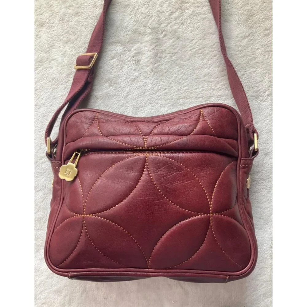 Eric Javits Burgundy Red Quilted Leather Crossbody Bag Gold hardware - Picture 1 of 14
